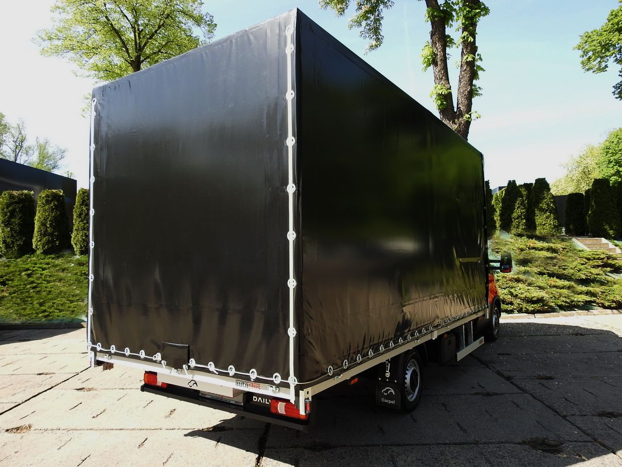 IVECO DAILY NEW TARPAULIN 10 PALLETS WEBASTO CRUISE CONTROL NAVIGATION AIR CONDITIONING LED LIGHTS 180HP - Varebil med kapell: bilde 3 IVECO DAILY NEW TARPAULIN 10 PALLETS WEBASTO CRUISE CONTROL NAVIGATION AIR CONDITIONING LED LIGHTS 180HP - Varebil med kapell: bilde 3
