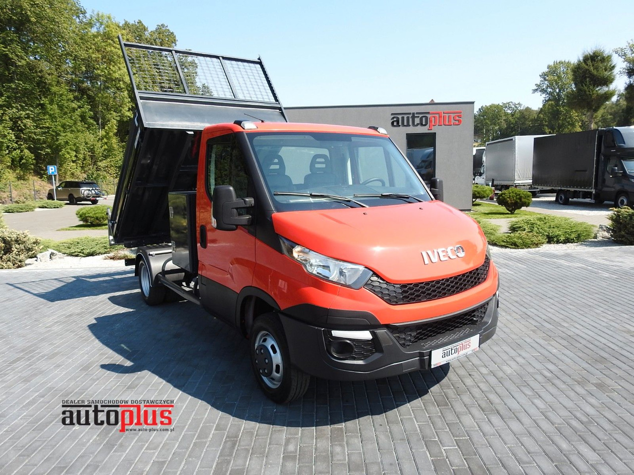 Iveco DAILY 35C13 KIPPER TEMPOMAT A/C ZWILLINGSRÄDER - Varebil med tipp: bilde 1 Iveco DAILY 35C13 KIPPER TEMPOMAT A/C ZWILLINGSRÄDER - Varebil med tipp: bilde 1