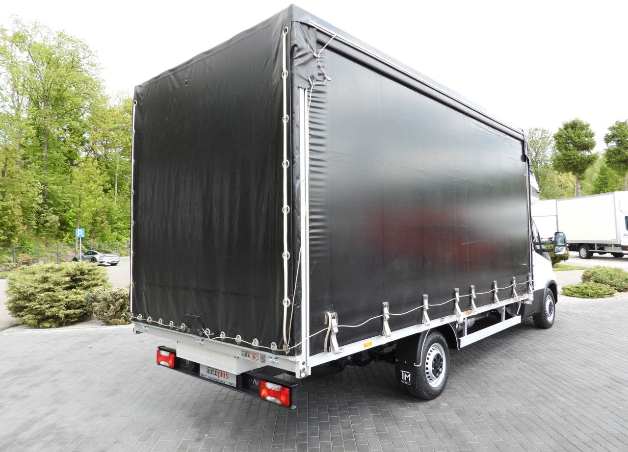 Iveco DAILY 35S18 PRITSCHE PLANE 10 PALETTEN WEBASTO - Varebil med kapell: bilde 3 Iveco DAILY 35S18 PRITSCHE PLANE 10 PALETTEN WEBASTO - Varebil med kapell: bilde 3