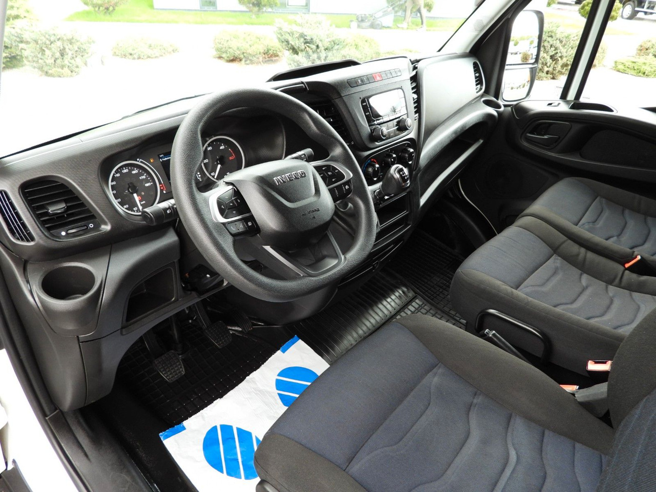 Iveco DAILY 35S18 PRITSCHE PLANE 10 PALETTEN WEBASTO - Varebil med kapell: bilde 2 Iveco DAILY 35S18 PRITSCHE PLANE 10 PALETTEN WEBASTO - Varebil med kapell: bilde 2