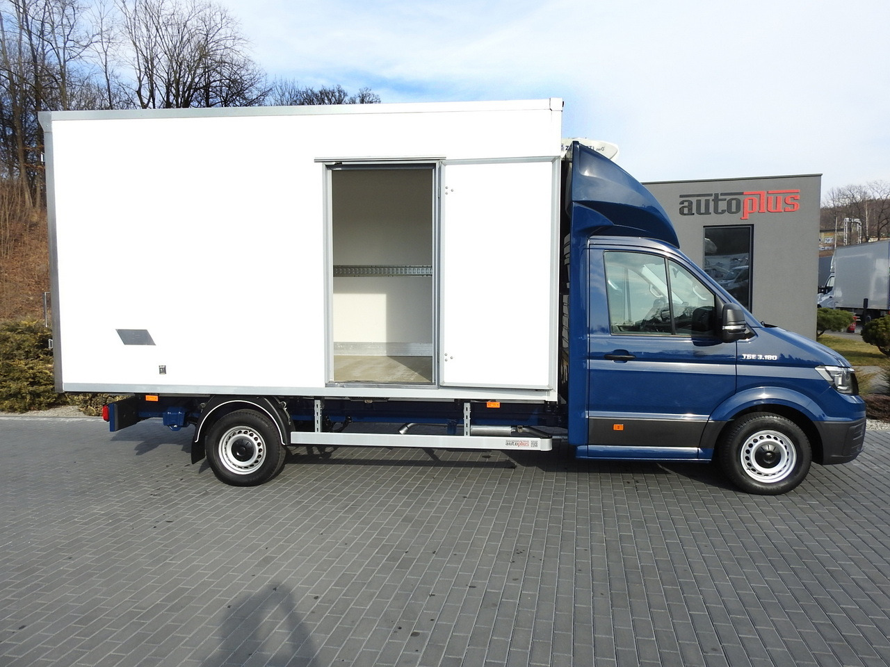 Kjølebil MAN TGE 3.180 REGRIGERATOR BOX -5*C 8 PALLETS HEATING FUNCTION CRUISE CONTROL PNEUMATICS AIR CONDITIONING 180HP: bilde 8 Kjølebil MAN TGE 3.180 REGRIGERATOR BOX -5*C 8 PALLETS HEATING FUNCTION CRUISE CONTROL PNEUMATICS AIR CONDITIONING 180HP: bilde 8