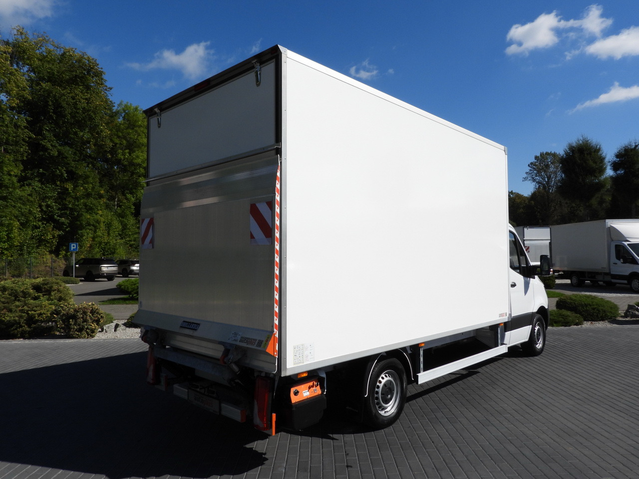 MERCEDES SPRINTER 315 BOX LIFT 8 PALLETS AIR CONDITIONING 150HP - Varebil med skap: bilde 3 MERCEDES SPRINTER 315 BOX LIFT 8 PALLETS AIR CONDITIONING 150HP - Varebil med skap: bilde 3