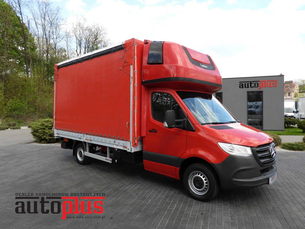 MERCEDES SPRINTER 316 8 PALLETS TARPAULIN LIFT CRUISE CONTROL AIR CONDITIONING 160HP - Varebil med kapell: bilde 1 MERCEDES SPRINTER 316 8 PALLETS TARPAULIN LIFT CRUISE CONTROL AIR CONDITIONING 160HP - Varebil med kapell: bilde 1