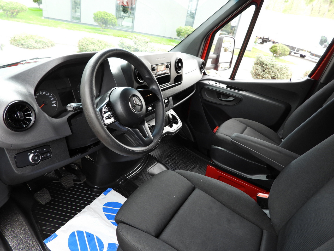 MERCEDES SPRINTER 316 8 PALLETS TARPAULIN LIFT CRUISE CONTROL AIR CONDITIONING  160HP - Varebil med kapell: bilde 2 MERCEDES SPRINTER 316 8 PALLETS TARPAULIN LIFT CRUISE CONTROL AIR CONDITIONING  160HP - Varebil med kapell: bilde 2