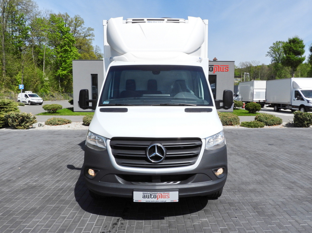 MERCEDES SPRINTER 316 REGRIGERATOR BOX 0*C LIFT 8 PALLETS CRUISE CONTROL PNEUMATICS AIR CONDITIONING 160HP - Kjølebil: bilde 5 MERCEDES SPRINTER 316 REGRIGERATOR BOX 0*C LIFT 8 PALLETS CRUISE CONTROL PNEUMATICS AIR CONDITIONING 160HP - Kjølebil: bilde 5