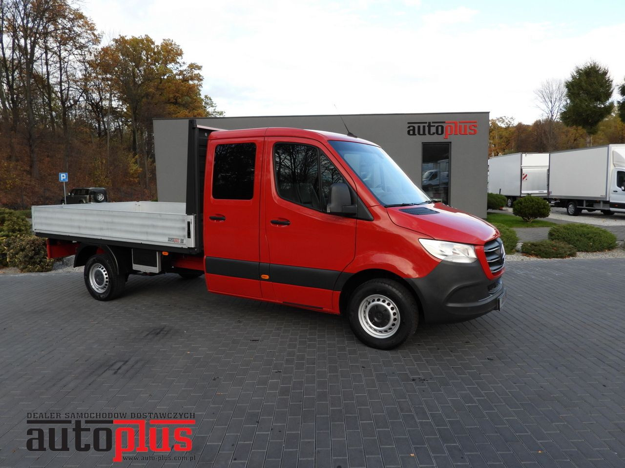 MERCEDES SPRINTER 316 STAKE BODY DOUBLE CABIN DOKA 7 SEATS AIR CONDITIONING 160HP - Varebil med dobbelt førerhus: bilde 1 MERCEDES SPRINTER 316 STAKE BODY DOUBLE CABIN DOKA 7 SEATS AIR CONDITIONING 160HP - Varebil med dobbelt førerhus: bilde 1