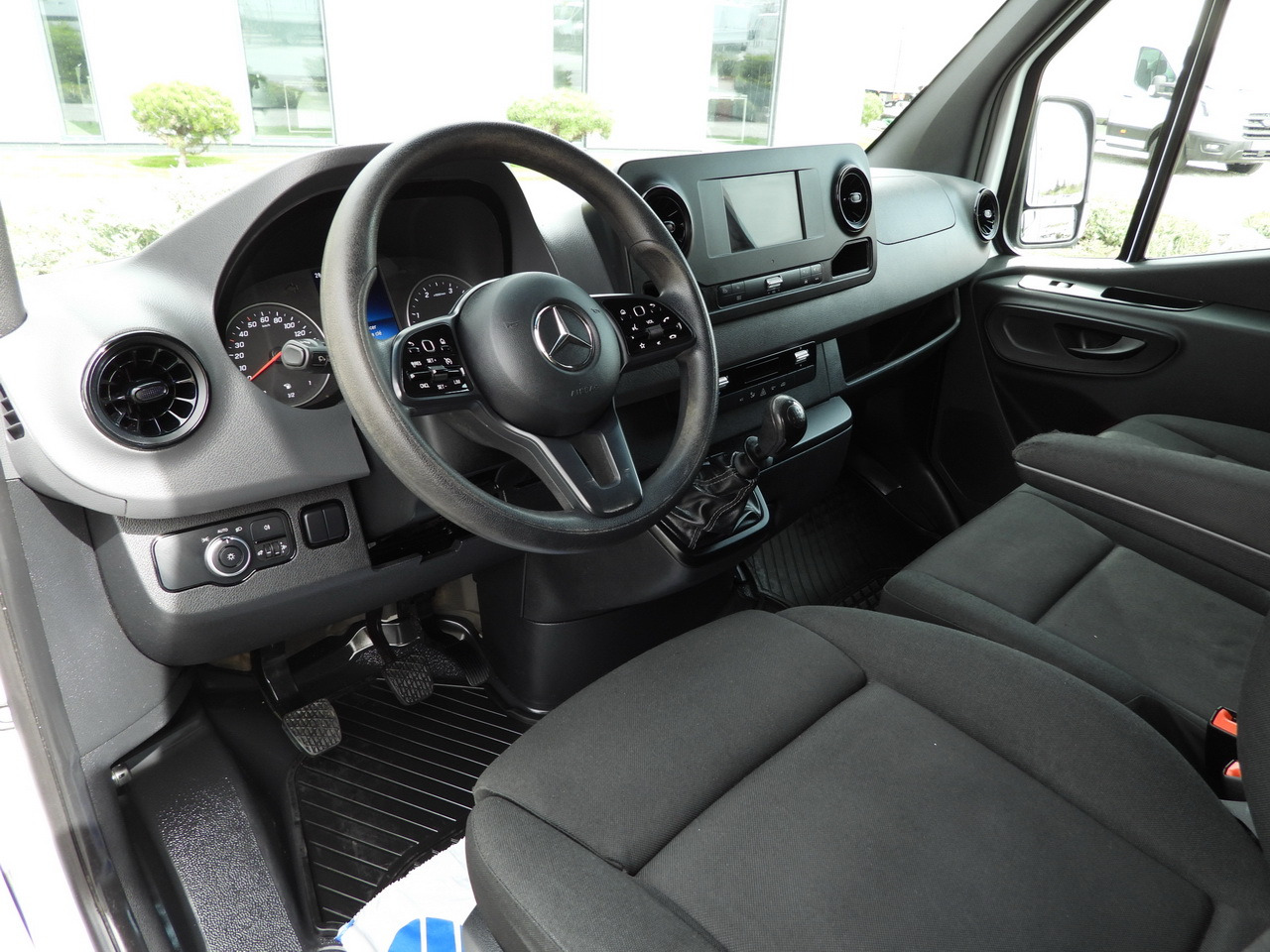 MERCEDES SPRINTER 516 TIPPER CRUISE CONTROL TWIN WHEELS AIR CONDITIONING 160HP - Varebil med tipp: bilde 2 MERCEDES SPRINTER 516 TIPPER CRUISE CONTROL TWIN WHEELS AIR CONDITIONING 160HP - Varebil med tipp: bilde 2