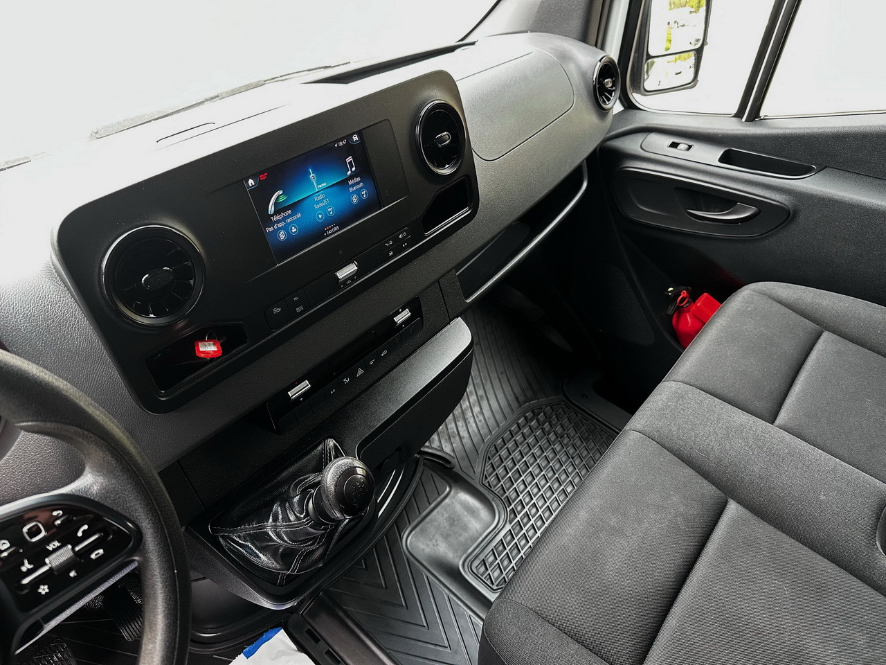 Leie MERCEDES SPRINTER 516 TIPPER CRUISE CONTROL TWIN WHEELS AIR CONDITIONING  160HP MERCEDES SPRINTER 516 TIPPER CRUISE CONTROL TWIN WHEELS AIR CONDITIONING  160HP: bilde 27
