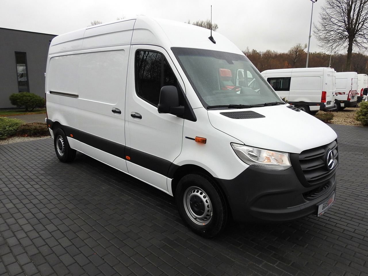 MERCEDES eSprinter NEW ELECTRIC VAN AUTOMATIC TRANSMISSION  GUARANTEE  95HP - Kassebil, Elektrisk varebil: bilde 4 MERCEDES eSprinter NEW ELECTRIC VAN AUTOMATIC TRANSMISSION  GUARANTEE  95HP - Kassebil, Elektrisk varebil: bilde 4