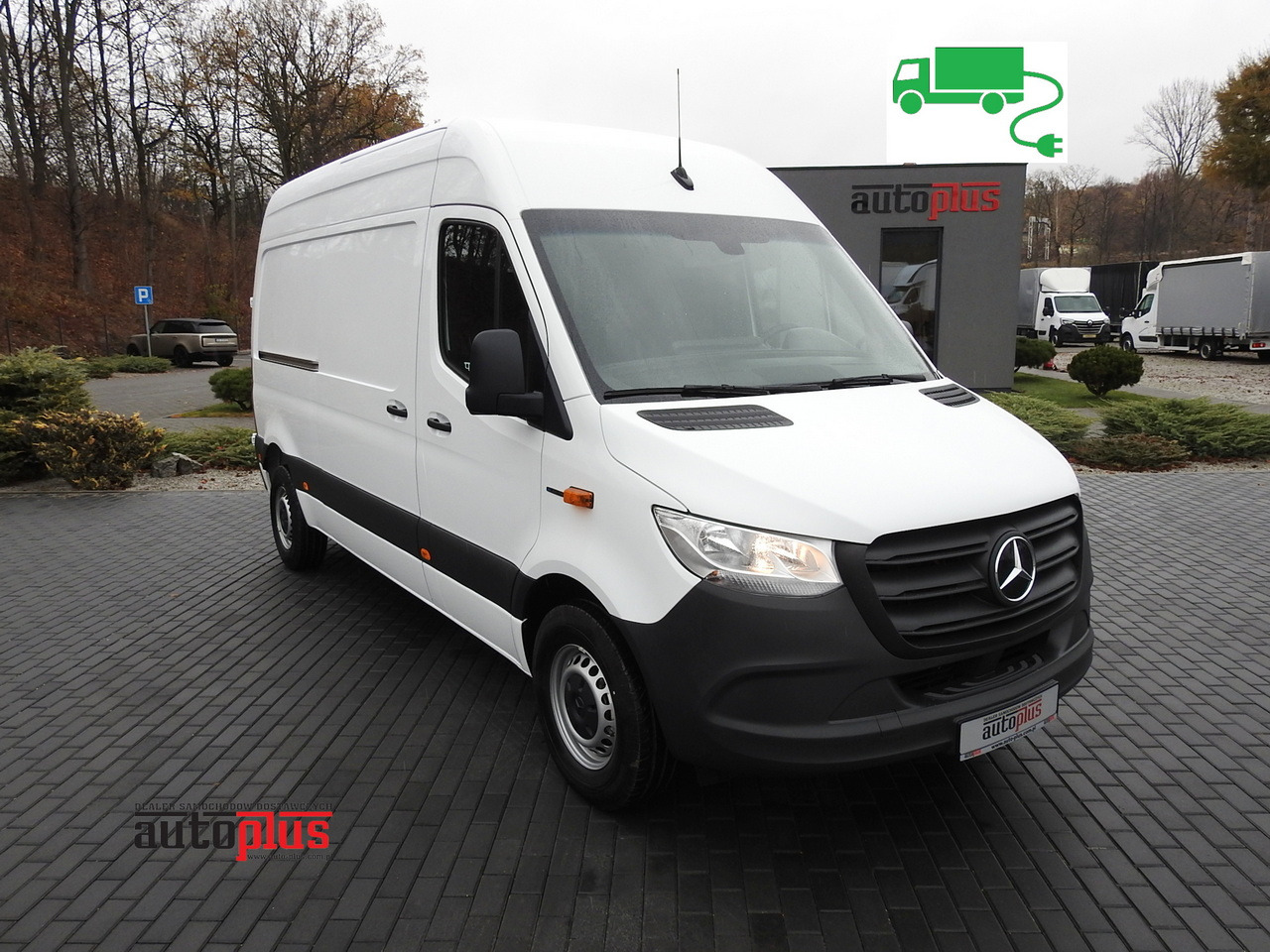 MERCEDES eSprinter NEW ELECTRIC VAN AUTOMATIC TRANSMISSION  GUARANTEE  95HP - Kassebil, Elektrisk varebil: bilde 1 MERCEDES eSprinter NEW ELECTRIC VAN AUTOMATIC TRANSMISSION  GUARANTEE  95HP - Kassebil, Elektrisk varebil: bilde 1