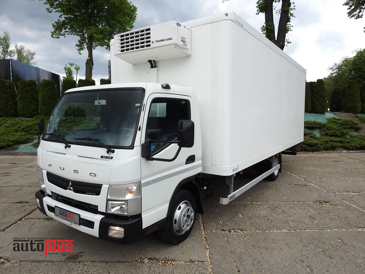 MITSUBISHI CANTER FUSO 7C15 REGRIGERATOR BOX -4*C LIFT POWER SUPPLY 230V AIR CONDITIONING AUTOMATIC TRANSMISSION 150HP - Lastebil med kjøl: bilde 1 MITSUBISHI CANTER FUSO 7C15 REGRIGERATOR BOX -4*C LIFT POWER SUPPLY 230V AIR CONDITIONING AUTOMATIC TRANSMISSION 150HP - Lastebil med kjøl: bilde 1