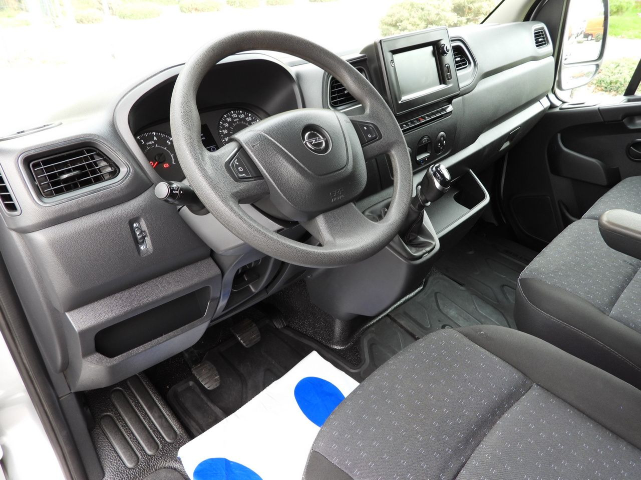 OPEL MOVANO BOX DELIVERY VAN 7 SEATS CRUISE CONTROL LED LIGHTS AIR CONDITIONING 180HP - Kassebil: bilde 2 OPEL MOVANO BOX DELIVERY VAN 7 SEATS CRUISE CONTROL LED LIGHTS AIR CONDITIONING 180HP - Kassebil: bilde 2