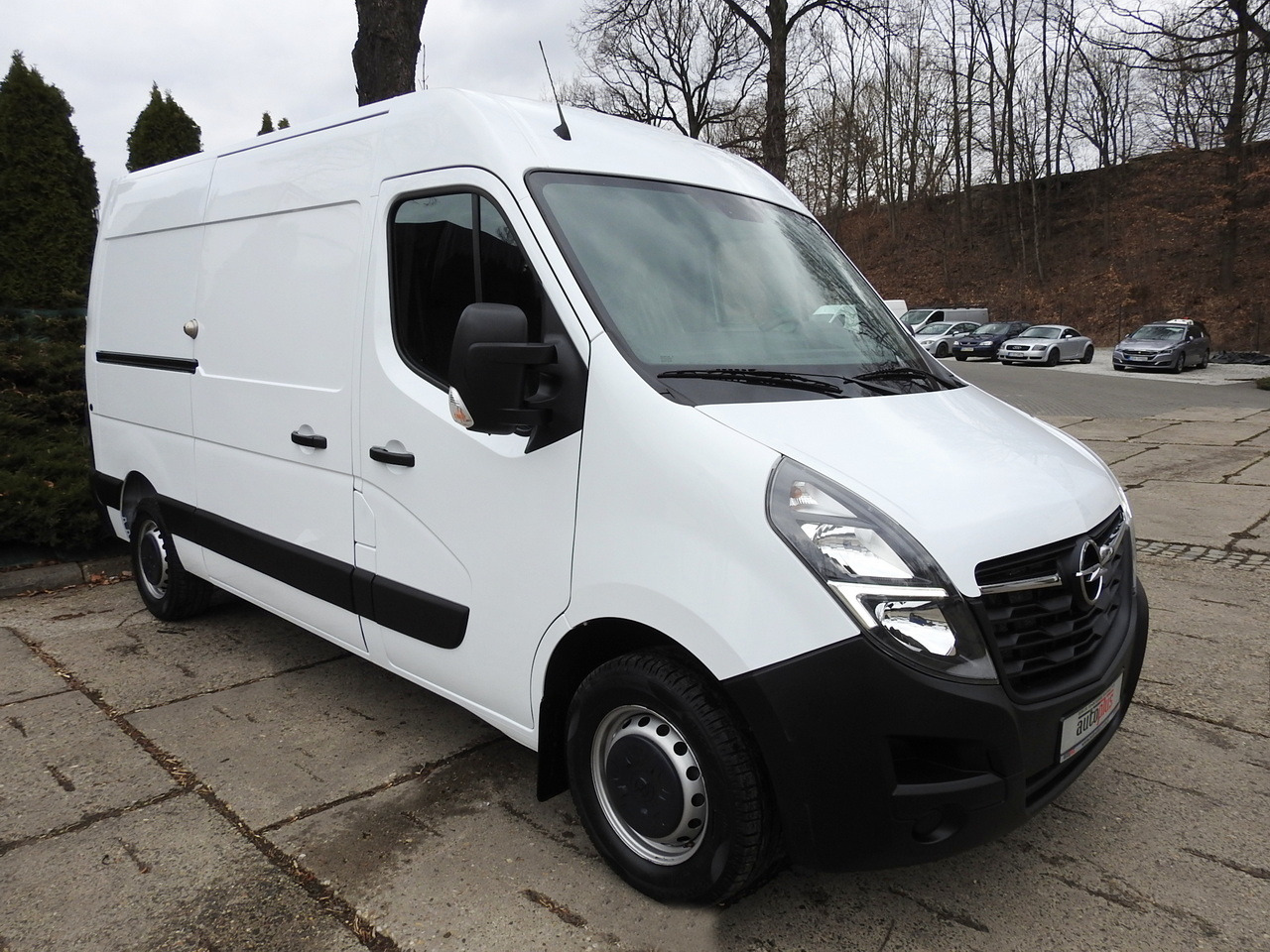 OPEL MOVANO REFRIGERATOR VAN 0*C CRUISE CONTROL NAVIGATION AIR CONDITIONING LED LIGHTS 136HP - Kjølebil: bilde 4 OPEL MOVANO REFRIGERATOR VAN 0*C CRUISE CONTROL NAVIGATION AIR CONDITIONING LED LIGHTS 136HP - Kjølebil: bilde 4