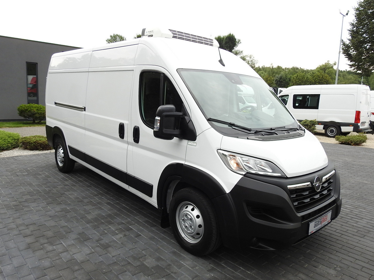 OPEL MOVANO REFRIGERATOR VAN 0*C HEATING FUNCTION AIR CONDITIONING 140HP - Kjølebil: bilde 4 OPEL MOVANO REFRIGERATOR VAN 0*C HEATING FUNCTION AIR CONDITIONING 140HP - Kjølebil: bilde 4