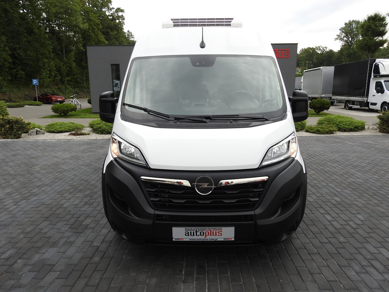 OPEL MOVANO REFRIGERATOR VAN 0*C HEATING FUNCTION AIR CONDITIONING 140HP - Kjølebil: bilde 5 OPEL MOVANO REFRIGERATOR VAN 0*C HEATING FUNCTION AIR CONDITIONING 140HP - Kjølebil: bilde 5