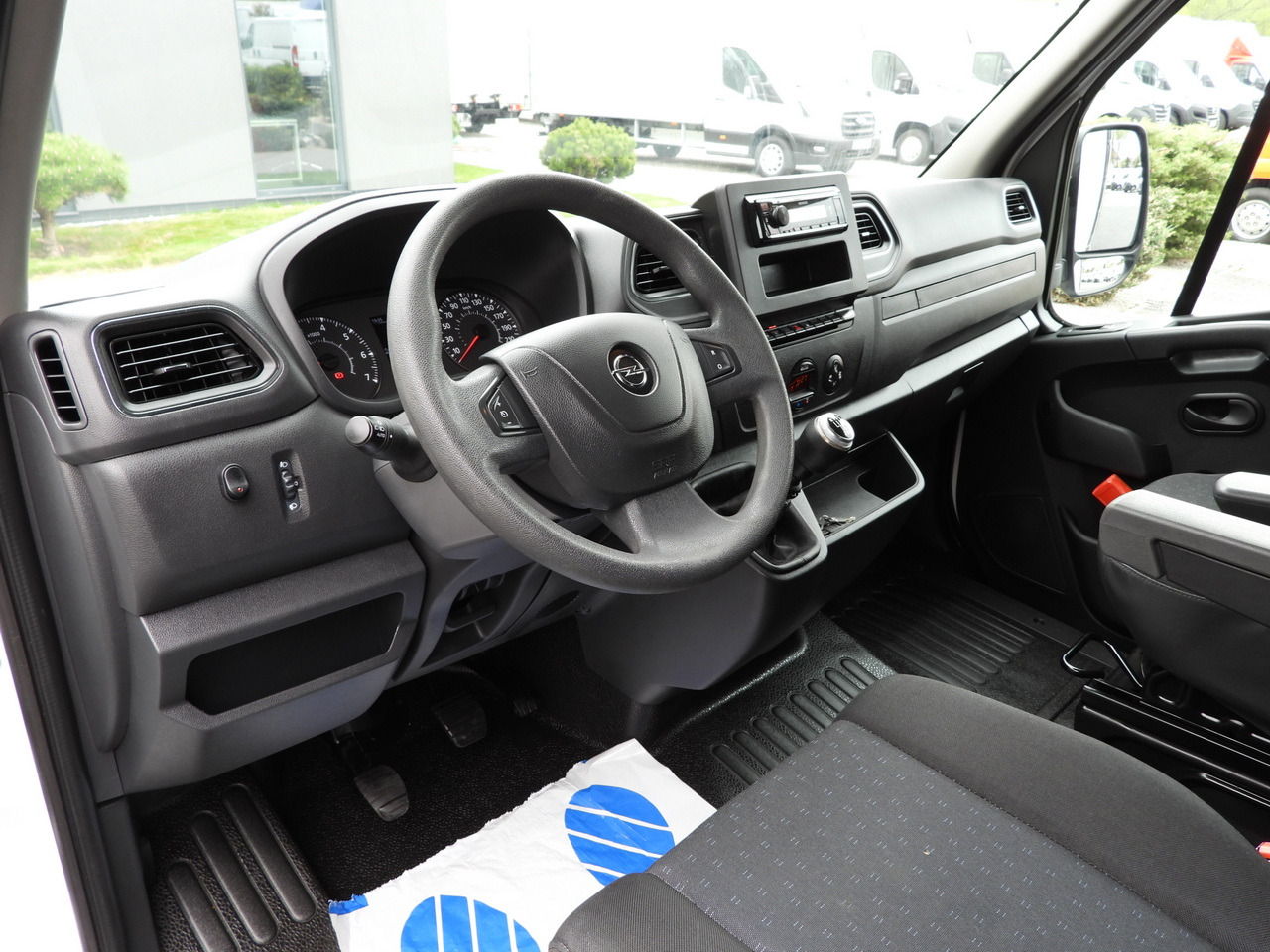 OPEL MOVANO TARPAULIN 10 PALLETS WEBASTO CRUISE CONTROL LED LIGHTS PNEUMATICS AIR CONDITIONING 165HP - Varebil med kapell: bilde 2 OPEL MOVANO TARPAULIN 10 PALLETS WEBASTO CRUISE CONTROL LED LIGHTS PNEUMATICS AIR CONDITIONING 165HP - Varebil med kapell: bilde 2