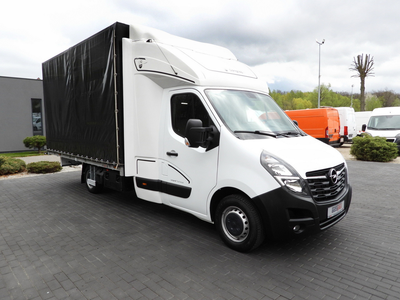 OPEL MOVANO  TARPAULIN 10 PALLETS WEBASTO CRUISE CONTROL LED LIGHTS PNEUMATICS AIR CONDITIONING  165HP - Varebil med kapell: bilde 4 OPEL MOVANO  TARPAULIN 10 PALLETS WEBASTO CRUISE CONTROL LED LIGHTS PNEUMATICS AIR CONDITIONING  165HP - Varebil med kapell: bilde 4