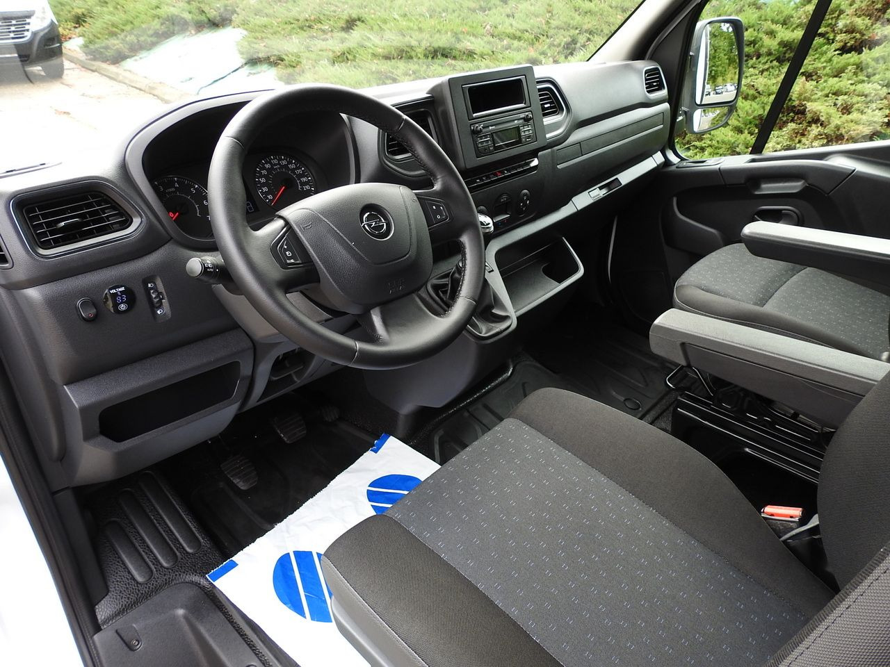 OPEL MOVANO TARPAULIN 10 PALLETS WEBASTO CRUISE CONTROL LED LIGHTS PNEUMATICS AIR CONDITIONING 165HP - Varebil med kapell: bilde 2 OPEL MOVANO TARPAULIN 10 PALLETS WEBASTO CRUISE CONTROL LED LIGHTS PNEUMATICS AIR CONDITIONING 165HP - Varebil med kapell: bilde 2