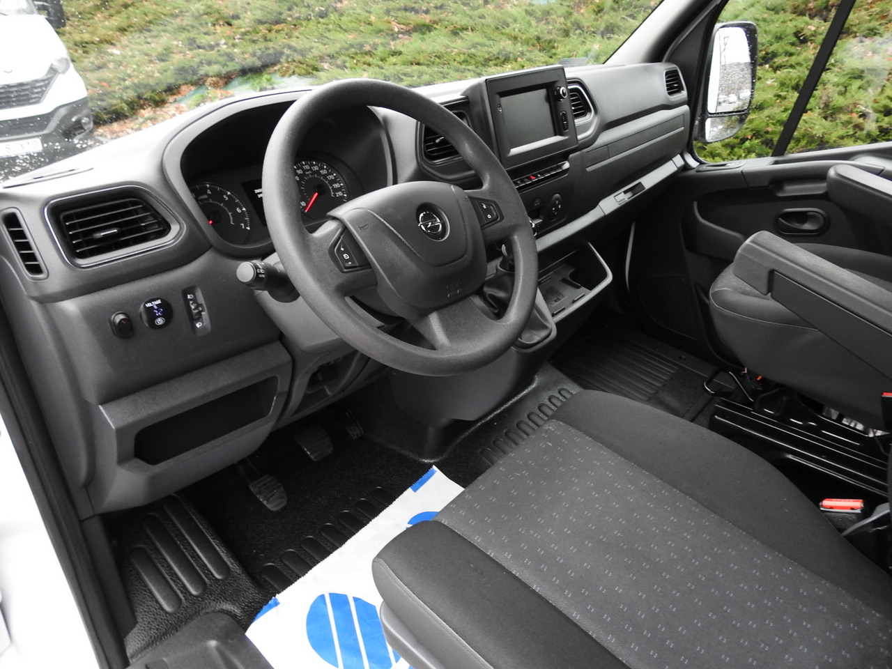 OPEL MOVANO TARPAULIN 10 PALLETS WEBASTO CRUISE CONTROL NAVIGATION AIR CONDITIONING LED LIGHTS PNEUMATICS 165HP - Varebil med kapell: bilde 2 OPEL MOVANO TARPAULIN 10 PALLETS WEBASTO CRUISE CONTROL NAVIGATION AIR CONDITIONING LED LIGHTS PNEUMATICS 165HP - Varebil med kapell: bilde 2