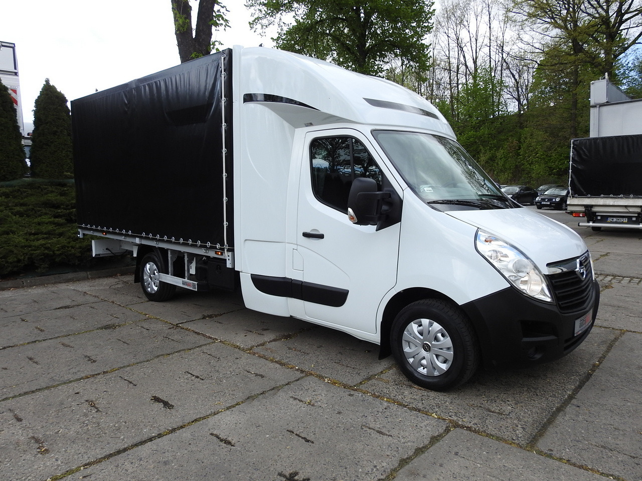 OPEL MOVANO TARPAULIN 8 PALLETS WEBASTO CRUISE CONTROL AIR CONDITIONING PNEUMATICS 170HP - Varebil med kapell: bilde 4 OPEL MOVANO TARPAULIN 8 PALLETS WEBASTO CRUISE CONTROL AIR CONDITIONING PNEUMATICS 170HP - Varebil med kapell: bilde 4