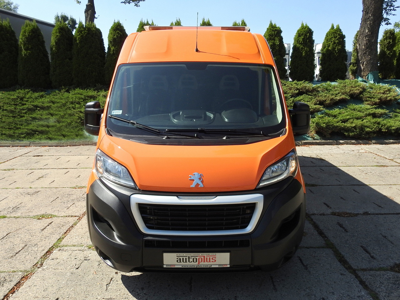 PEUGEOT BOXER BOX DELIVERY VAN 7 SEATS AIR CONDITIONING 120HP - Kassebil: bilde 5 PEUGEOT BOXER BOX DELIVERY VAN 7 SEATS AIR CONDITIONING 120HP - Kassebil: bilde 5