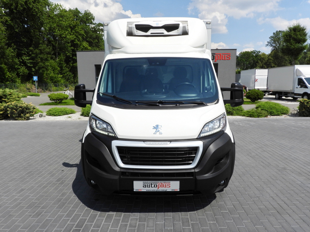 PEUGEOT BOXER REGRIGERATOR BOX 0*C 8 PALLETS CRUISE CONTROL LED LIGHTS AIR CONDITIONING 165HP - Kjølebil: bilde 5 PEUGEOT BOXER REGRIGERATOR BOX 0*C 8 PALLETS CRUISE CONTROL LED LIGHTS AIR CONDITIONING 165HP - Kjølebil: bilde 5