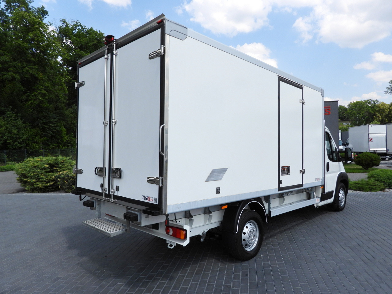 PEUGEOT BOXER REGRIGERATOR BOX 0*C 8 PALLETS CRUISE CONTROL LED LIGHTS AIR CONDITIONING  165HP - Kjølebil: bilde 3 PEUGEOT BOXER REGRIGERATOR BOX 0*C 8 PALLETS CRUISE CONTROL LED LIGHTS AIR CONDITIONING  165HP - Kjølebil: bilde 3