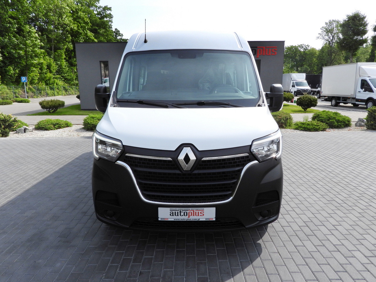 RENAULT MASTER BOX DELIVERY VAN 7 SEATS CRUISE CONTROL NAVIGATION LED LIGHTS AIR CONDITIONING 140HP - Kassebil: bilde 5 RENAULT MASTER BOX DELIVERY VAN 7 SEATS CRUISE CONTROL NAVIGATION LED LIGHTS AIR CONDITIONING 140HP - Kassebil: bilde 5