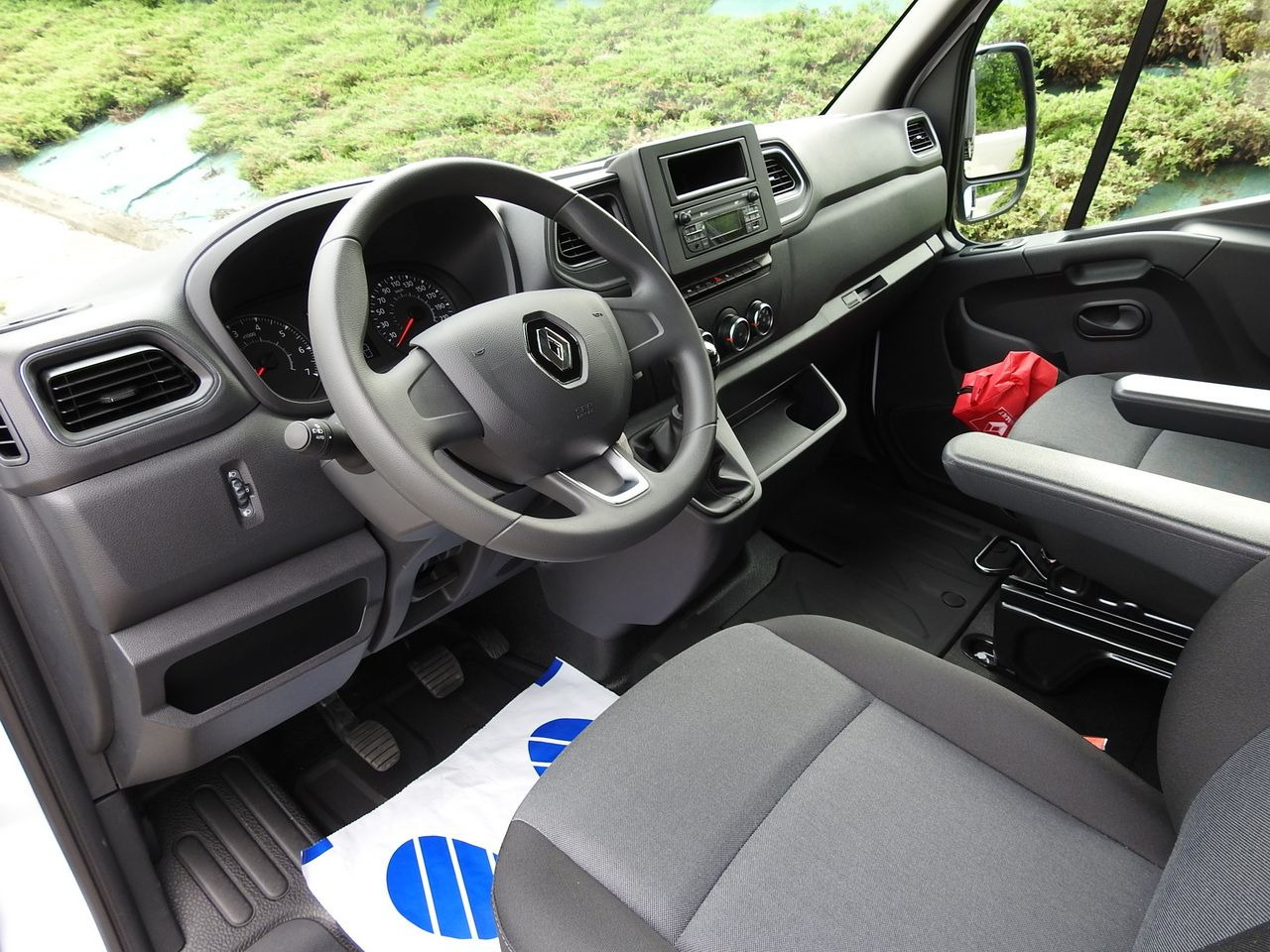 RENAULT MASTER - Varebil med tipp: bilde 2 RENAULT MASTER - Varebil med tipp: bilde 2