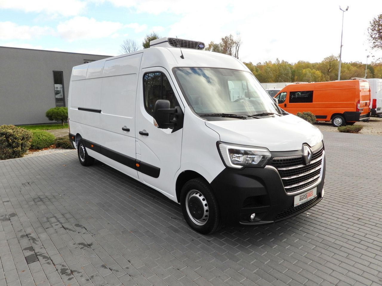 RENAULT MASTER REFRIGERATOR VAN 0*C CRUISE CONTROL LED LIGHTS AIR CONDITIONING 135HP - Kjølebil: bilde 4 RENAULT MASTER REFRIGERATOR VAN 0*C CRUISE CONTROL LED LIGHTS AIR CONDITIONING 135HP - Kjølebil: bilde 4