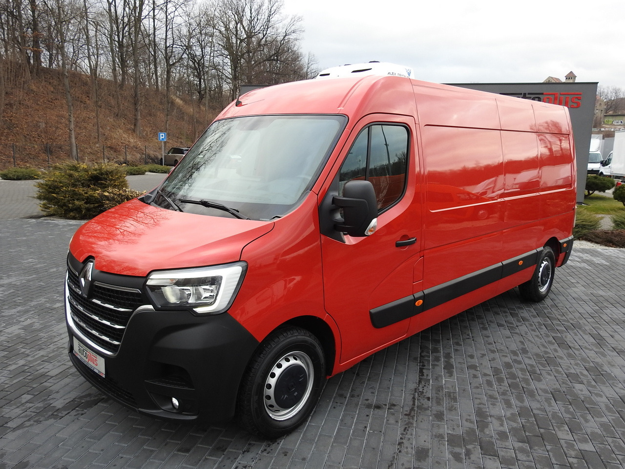 Leie RENAULT MASTER REFRIGERATOR VAN 1*C CRUISE CONTROL AIR CONDITIONING LED LIGHTS 135HP RENAULT MASTER REFRIGERATOR VAN 1*C CRUISE CONTROL AIR CONDITIONING LED LIGHTS 135HP: bilde 19 Leie RENAULT MASTER REFRIGERATOR VAN 1*C CRUISE CONTROL AIR CONDITIONING LED LIGHTS 135HP RENAULT MASTER REFRIGERATOR VAN 1*C CRUISE CONTROL AIR CONDITIONING LED LIGHTS 135HP: bilde 19