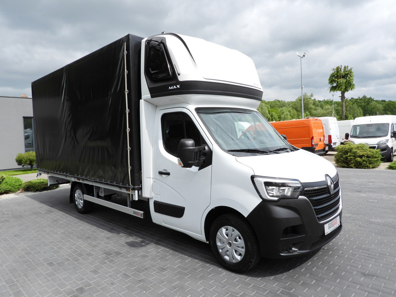 RENAULT MASTER TARPAULIN 10 PALLETS CRUISE CONTROL LED LIGHTS AIR CONDITIONING 165HP - Varebil med kapell: bilde 4 RENAULT MASTER TARPAULIN 10 PALLETS CRUISE CONTROL LED LIGHTS AIR CONDITIONING 165HP - Varebil med kapell: bilde 4