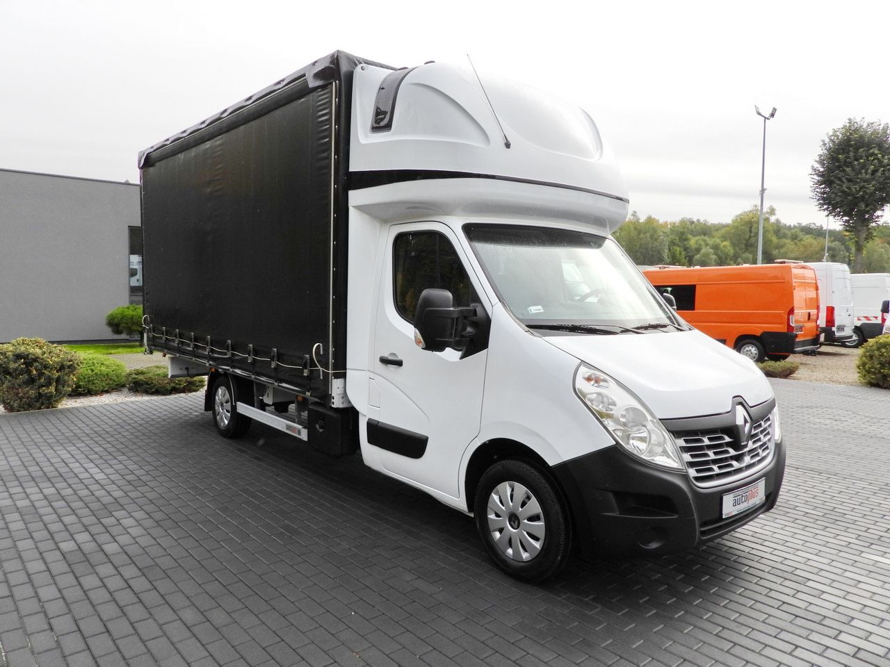 RENAULT MASTER TARPAULIN 10 PALLETS WEBASTO CRUISE CONTROL AIR CONDITIONING 170HP - Varebil med kapell: bilde 4 RENAULT MASTER TARPAULIN 10 PALLETS WEBASTO CRUISE CONTROL AIR CONDITIONING 170HP - Varebil med kapell: bilde 4