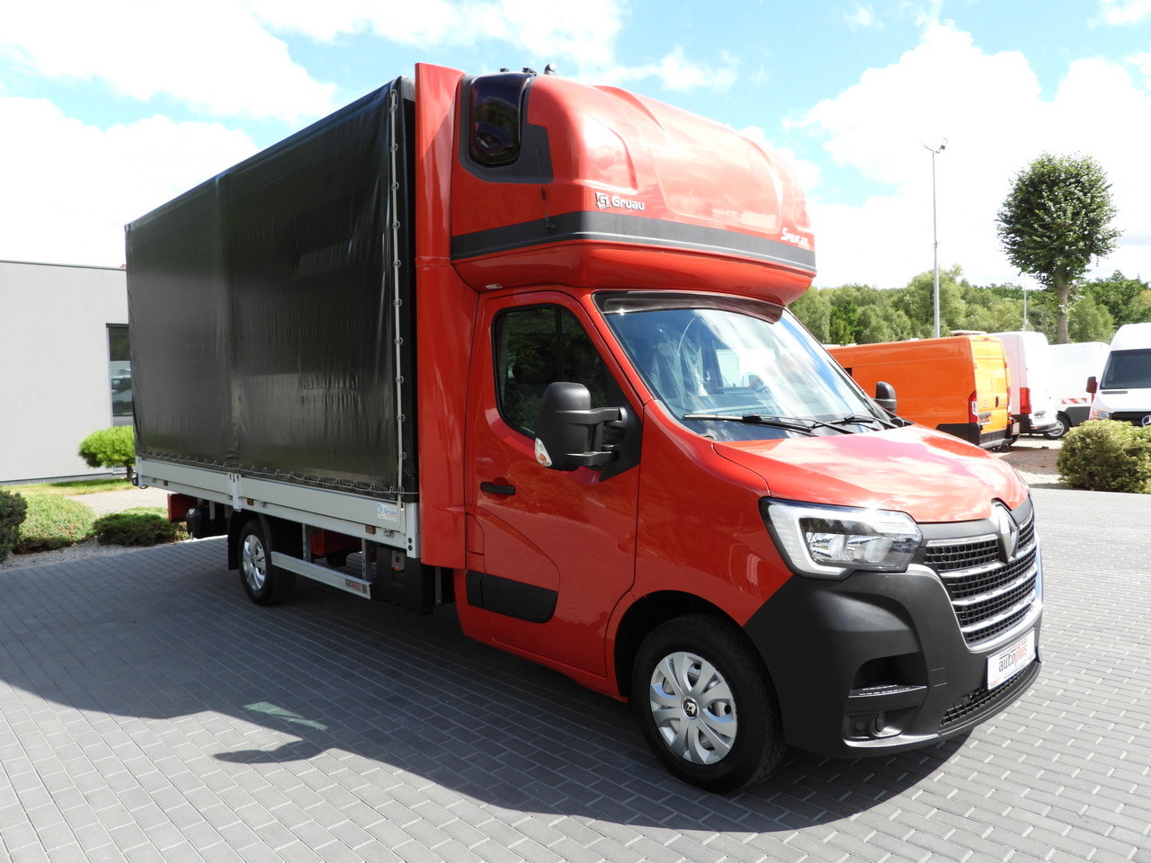RENAULT MASTER TARPAULIN 10 PALLETS WEBASTO CRUISE CONTROL LED LIGHTS AIR CONDITIONING 165HP - Varebil med kapell: bilde 4 RENAULT MASTER TARPAULIN 10 PALLETS WEBASTO CRUISE CONTROL LED LIGHTS AIR CONDITIONING 165HP - Varebil med kapell: bilde 4