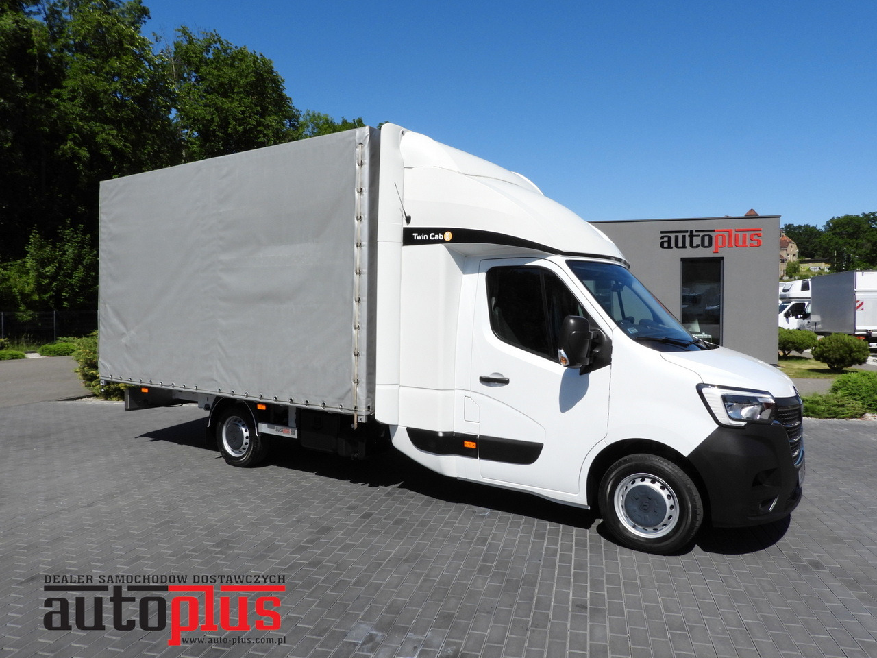 RENAULT MASTER TARPAULIN 10 PALLETS WEBASTO CRUISE CONTROL LED LIGHTS PNEUMATICS AIR CONDITIONING 165HP - Varebil med kapell: bilde 1 RENAULT MASTER TARPAULIN 10 PALLETS WEBASTO CRUISE CONTROL LED LIGHTS PNEUMATICS AIR CONDITIONING 165HP - Varebil med kapell: bilde 1