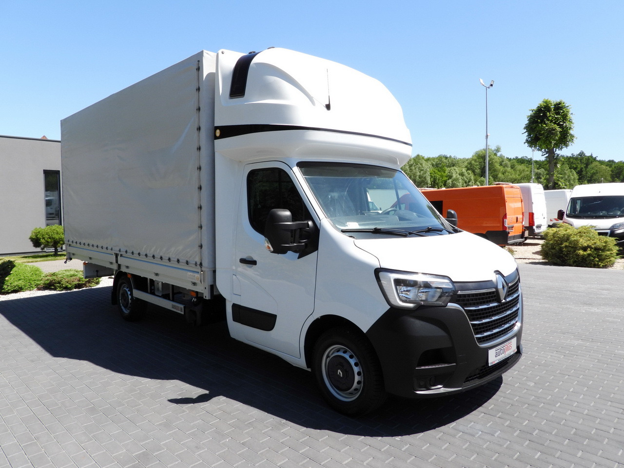 RENAULT MASTER TARPAULIN 10 PALLETS WEBASTO CRUISE CONTROL LED LIGHTS PNEUMATICS AIR CONDITIONING 165HP - Varebil med kapell: bilde 4 RENAULT MASTER TARPAULIN 10 PALLETS WEBASTO CRUISE CONTROL LED LIGHTS PNEUMATICS AIR CONDITIONING 165HP - Varebil med kapell: bilde 4