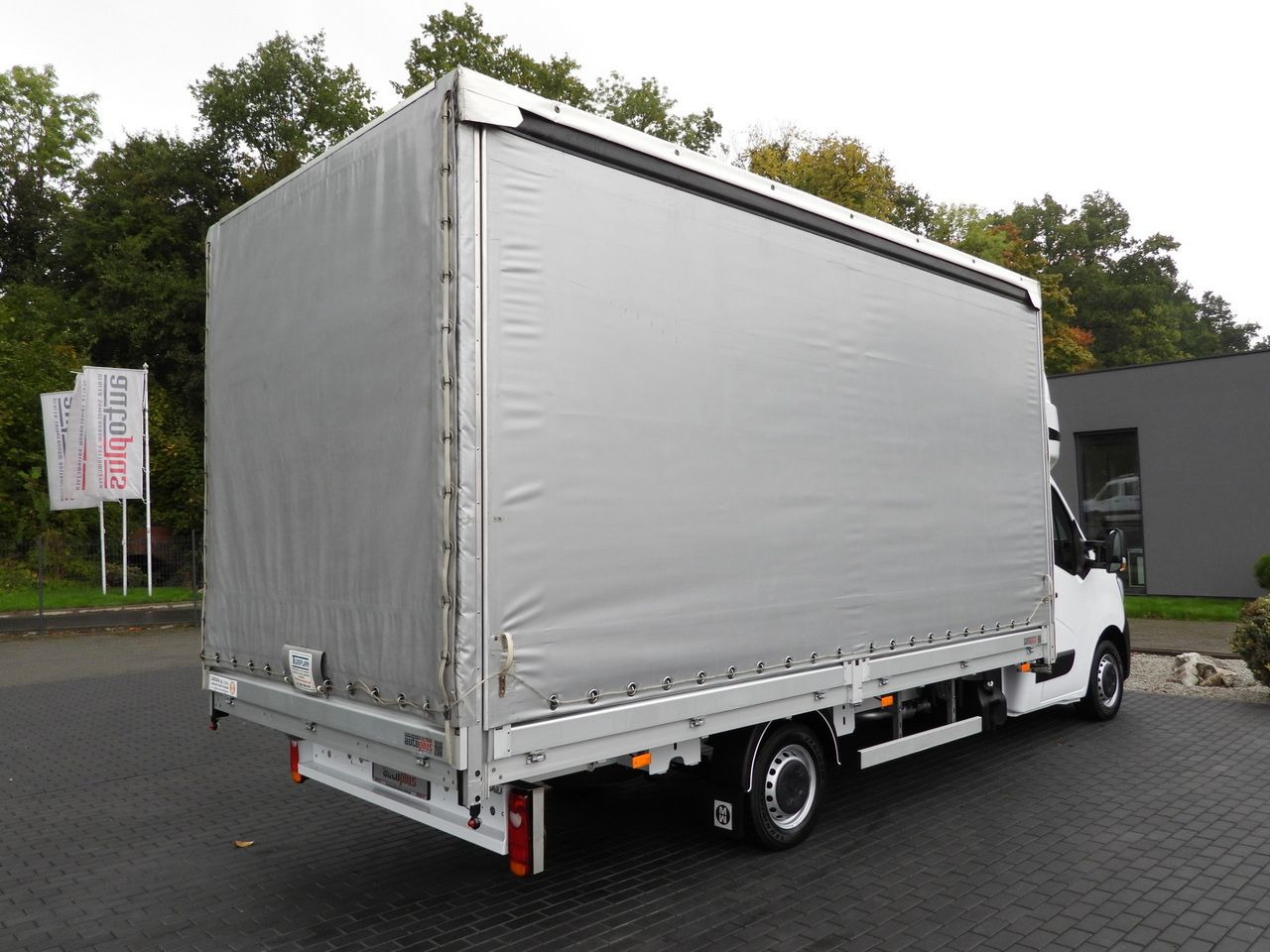 Varebil med kapell RENAULT MASTER TARPAULIN 12 PALLETS WEBASTO CRUISE CONTROL NAVIGATION LED LIGHTS PNEUMATICS AIR CONDITIONING 165HP: bilde 13 Varebil med kapell RENAULT MASTER TARPAULIN 12 PALLETS WEBASTO CRUISE CONTROL NAVIGATION LED LIGHTS PNEUMATICS AIR CONDITIONING 165HP: bilde 13