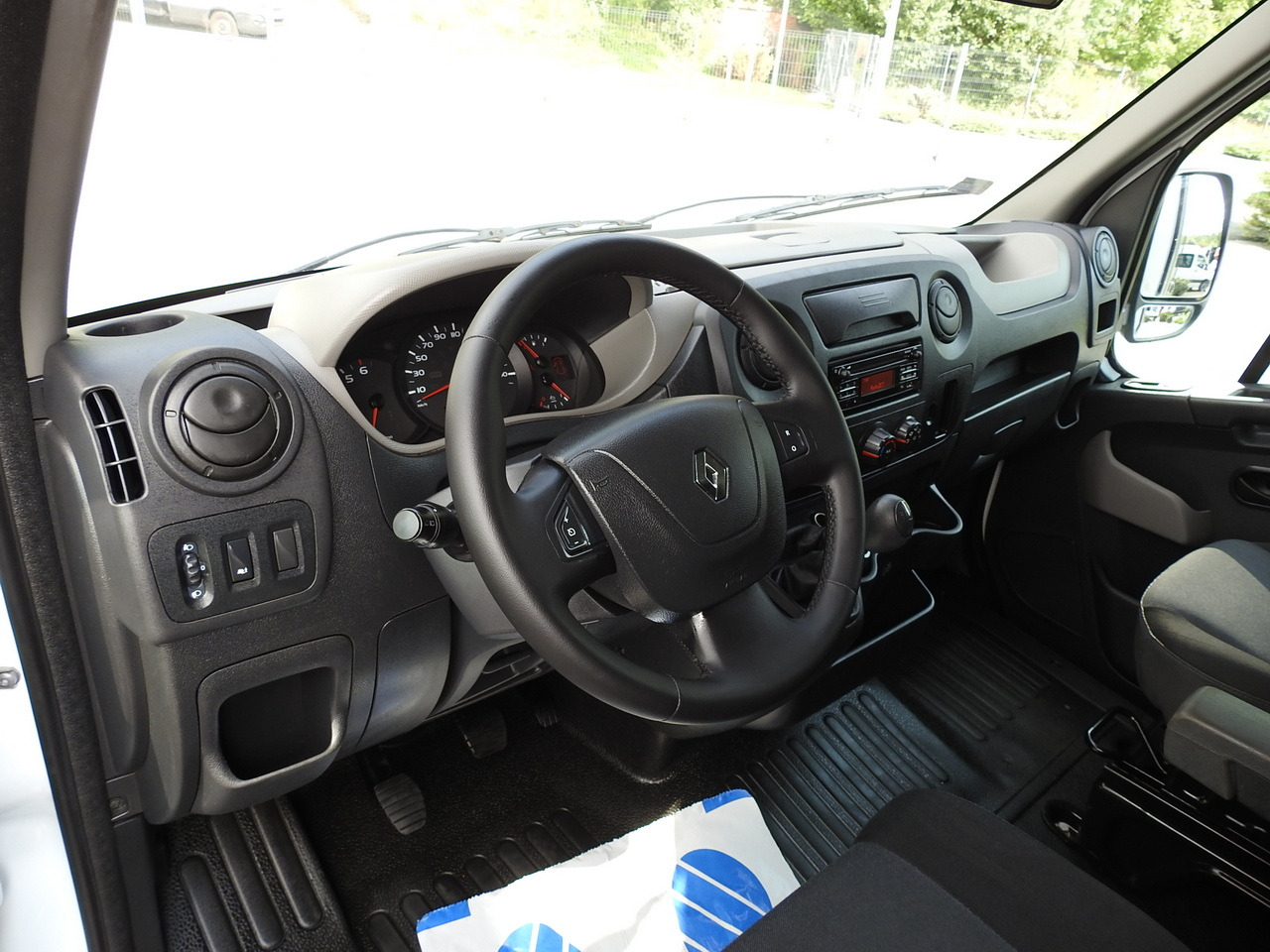 RENAULT MASTER TARPAULIN 8 PALLETS CRUISE CONTROL AIR CONDITIONING  170HP - Varebil med kapell: bilde 2 RENAULT MASTER TARPAULIN 8 PALLETS CRUISE CONTROL AIR CONDITIONING  170HP - Varebil med kapell: bilde 2