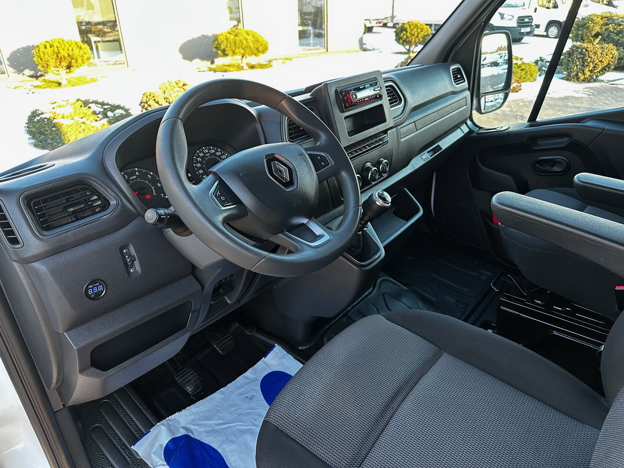 RENAULT MASTER TARPAULIN 9 PALLETS WEBASTO CRUISE CONTROL LED LIGHTS PNEUMATICS AIR CONDITIONING 165HP - Varebil med kapell: bilde 2 RENAULT MASTER TARPAULIN 9 PALLETS WEBASTO CRUISE CONTROL LED LIGHTS PNEUMATICS AIR CONDITIONING 165HP - Varebil med kapell: bilde 2