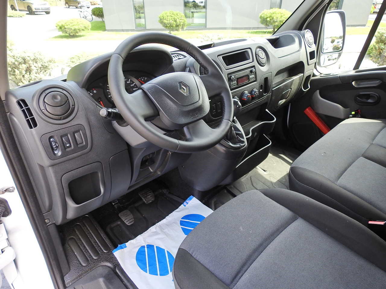 RENAULT MASTER TIPPER  130HP - Varebil med tipp: bilde 2 RENAULT MASTER TIPPER  130HP - Varebil med tipp: bilde 2