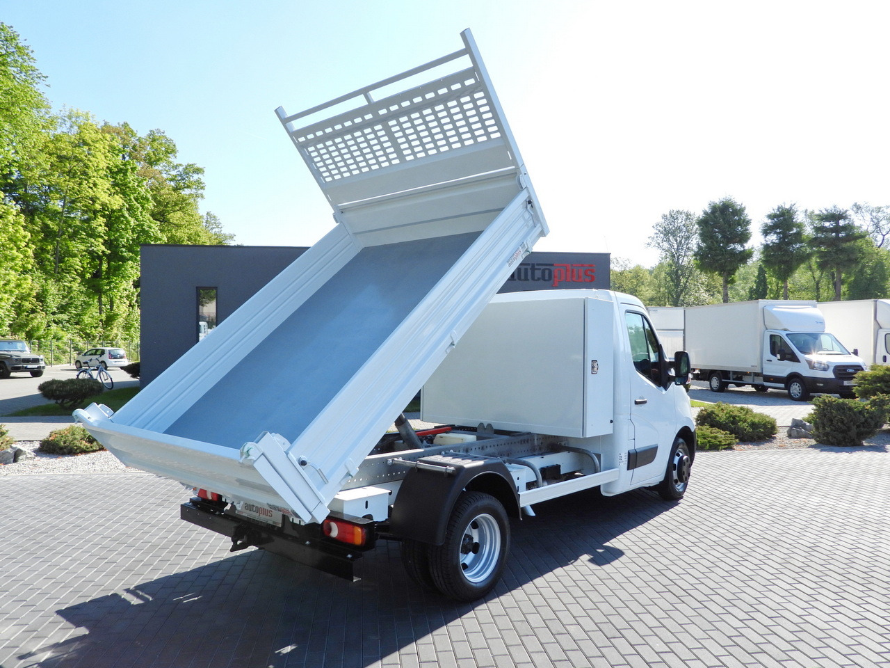 RENAULT MASTER TIPPER CRUISE CONTROL TWIN WHEELS AIR CONDITIONING 145HP - Varebil med tipp: bilde 3 RENAULT MASTER TIPPER CRUISE CONTROL TWIN WHEELS AIR CONDITIONING 145HP - Varebil med tipp: bilde 3