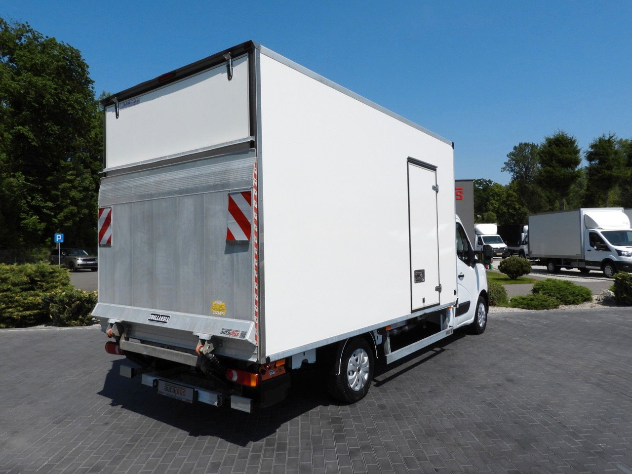Renault MASTER KOFFER AUFZUG 8 PALETTEN TEMPOMAT LED - Varebil med skap: bilde 3 Renault MASTER KOFFER AUFZUG 8 PALETTEN TEMPOMAT LED - Varebil med skap: bilde 3
