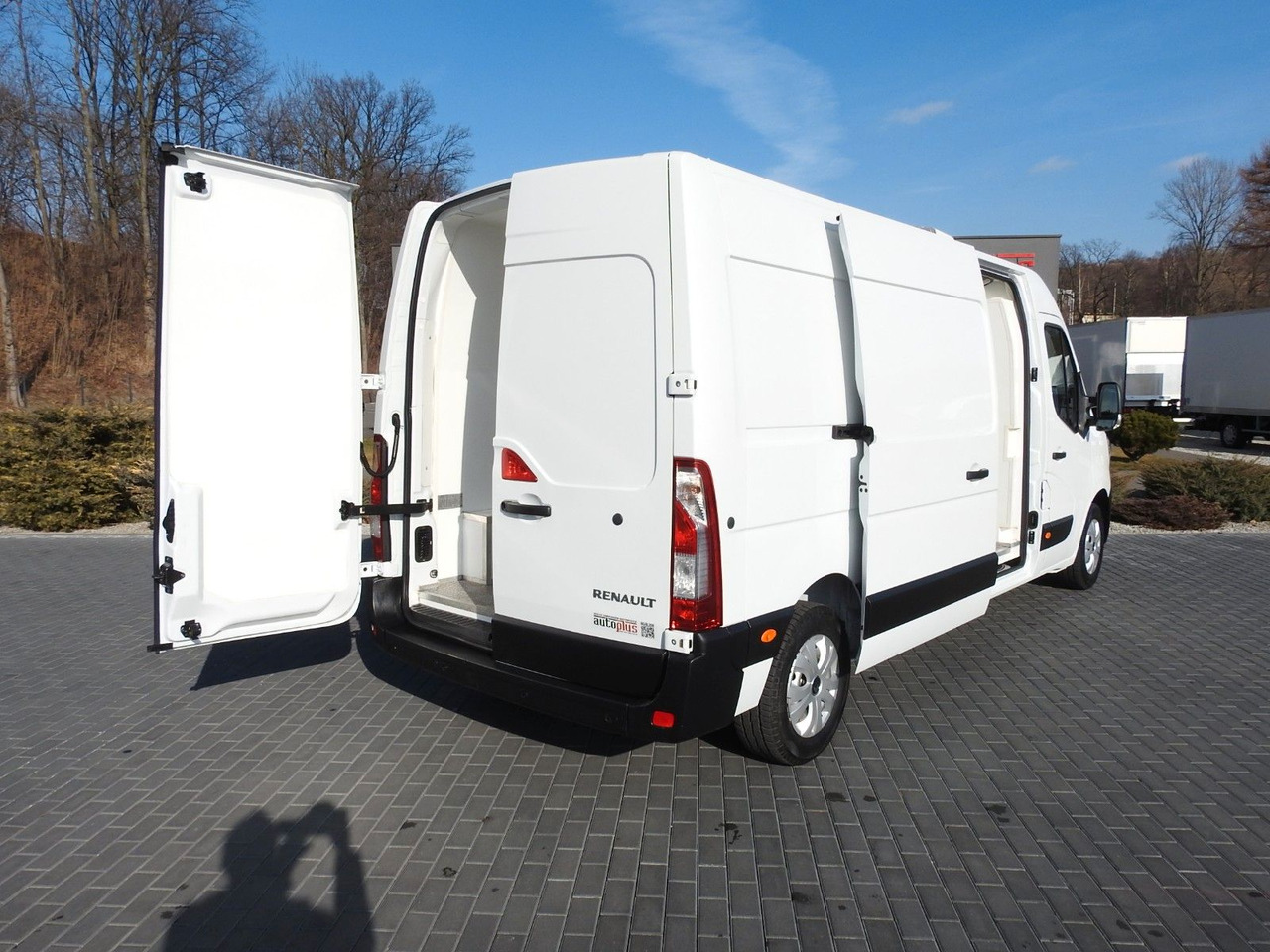 Renault MASTER KÜHLKASTENWAGEN 0*C LED LICHTER A/C Renault MASTER KÜHLKASTENWAGEN 0*C LED LICHTER A/C - Kjølebil: bilde 3 Renault MASTER KÜHLKASTENWAGEN 0*C LED LICHTER A/C Renault MASTER KÜHLKASTENWAGEN 0*C LED LICHTER A/C - Kjølebil: bilde 3