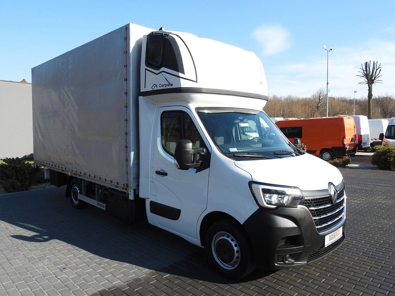 Renault MASTER PRITSCHE PLANE 10 PALETTEN WEBASTO - Varebil med kapell: bilde 4 Renault MASTER PRITSCHE PLANE 10 PALETTEN WEBASTO - Varebil med kapell: bilde 4
