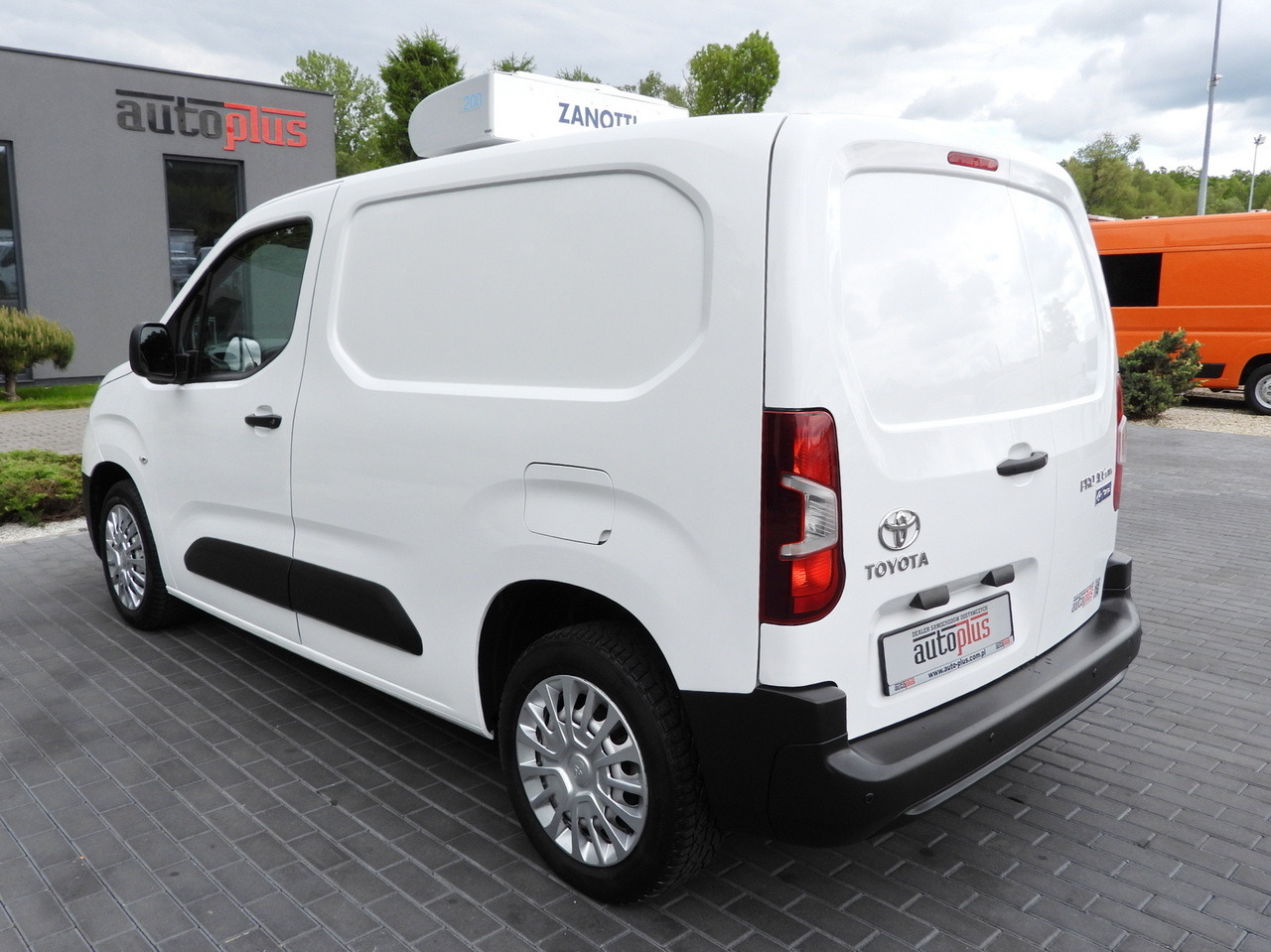 Kjølebil TOYOTA PROACE CITY  REFRIGERATOR VAN -15*C POWER SUPPLY 230V CRUISE CONTROL AIR CONDITIONING  100HP: bilde 10