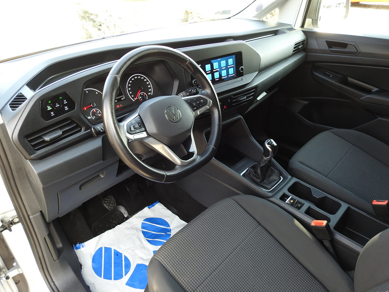 VOLKSWAGEN CADDY REFRIGERATOR VAN -20*C HEATING FUNCTION POWER SUPPLY 230V CRUISE CONTROL LED LIGHTS AIR CONDITIONING 100HP - Kjølebil: bilde 2 VOLKSWAGEN CADDY REFRIGERATOR VAN -20*C HEATING FUNCTION POWER SUPPLY 230V CRUISE CONTROL LED LIGHTS AIR CONDITIONING 100HP - Kjølebil: bilde 2