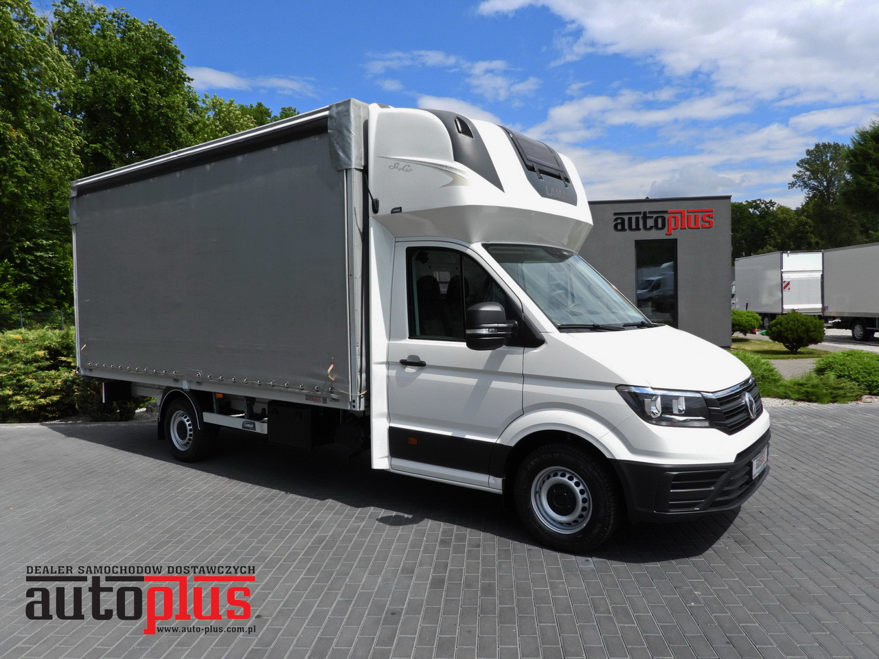 VOLKSWAGEN CRAFTER TARPAULIN 10 PALLETS WEBASTO CRUISE CONTROL AIR CONDITIONING 180HP - Varebil med kapell: bilde 1 VOLKSWAGEN CRAFTER TARPAULIN 10 PALLETS WEBASTO CRUISE CONTROL AIR CONDITIONING 180HP - Varebil med kapell: bilde 1