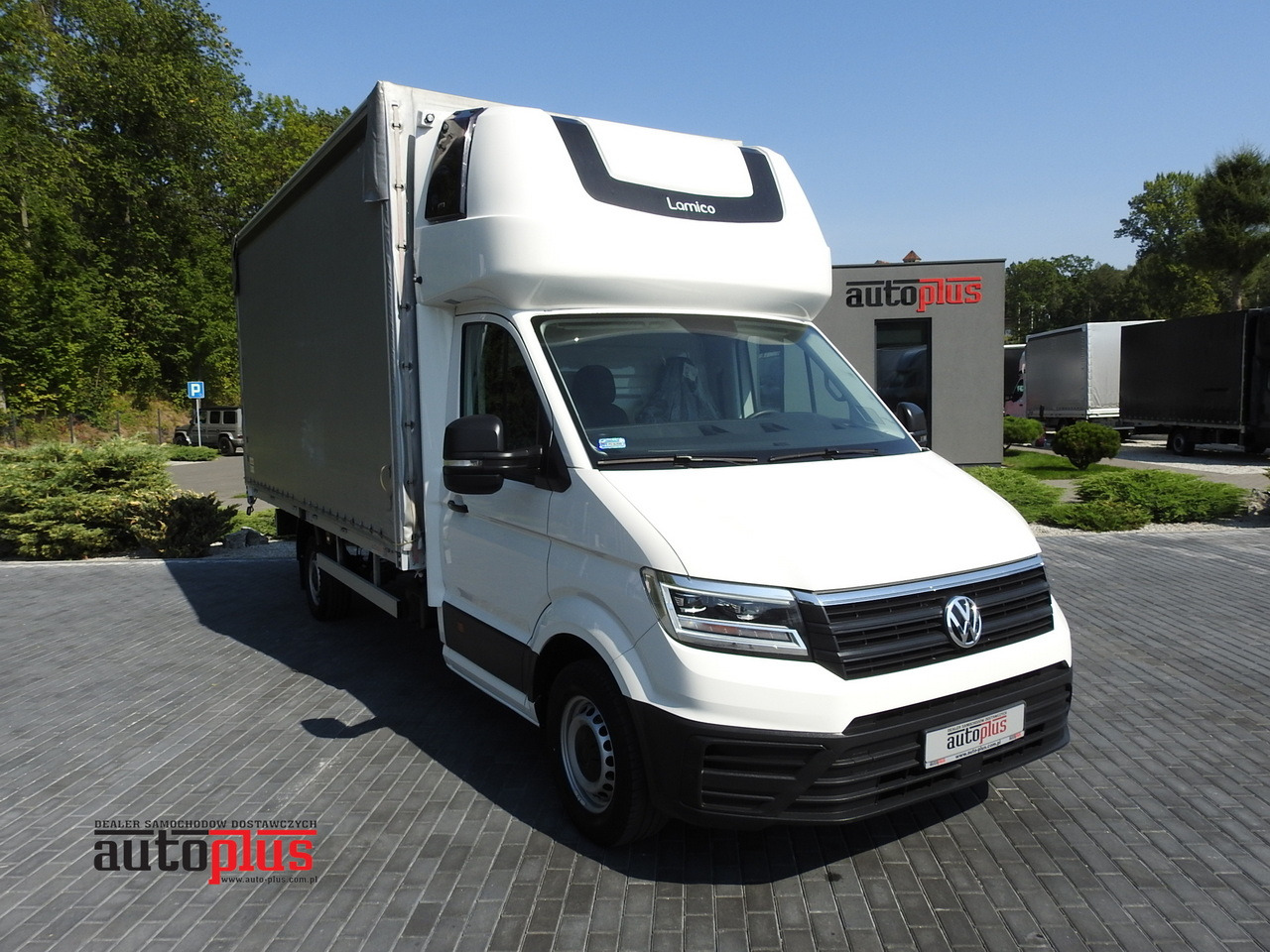 VOLKSWAGEN CRAFTER TARPAULIN 10 PALLETS WEBASTO CRUISE CONTROL AIR CONDITIONING LED LIGHTS 180HP - Varebil med kapell: bilde 1 VOLKSWAGEN CRAFTER TARPAULIN 10 PALLETS WEBASTO CRUISE CONTROL AIR CONDITIONING LED LIGHTS 180HP - Varebil med kapell: bilde 1