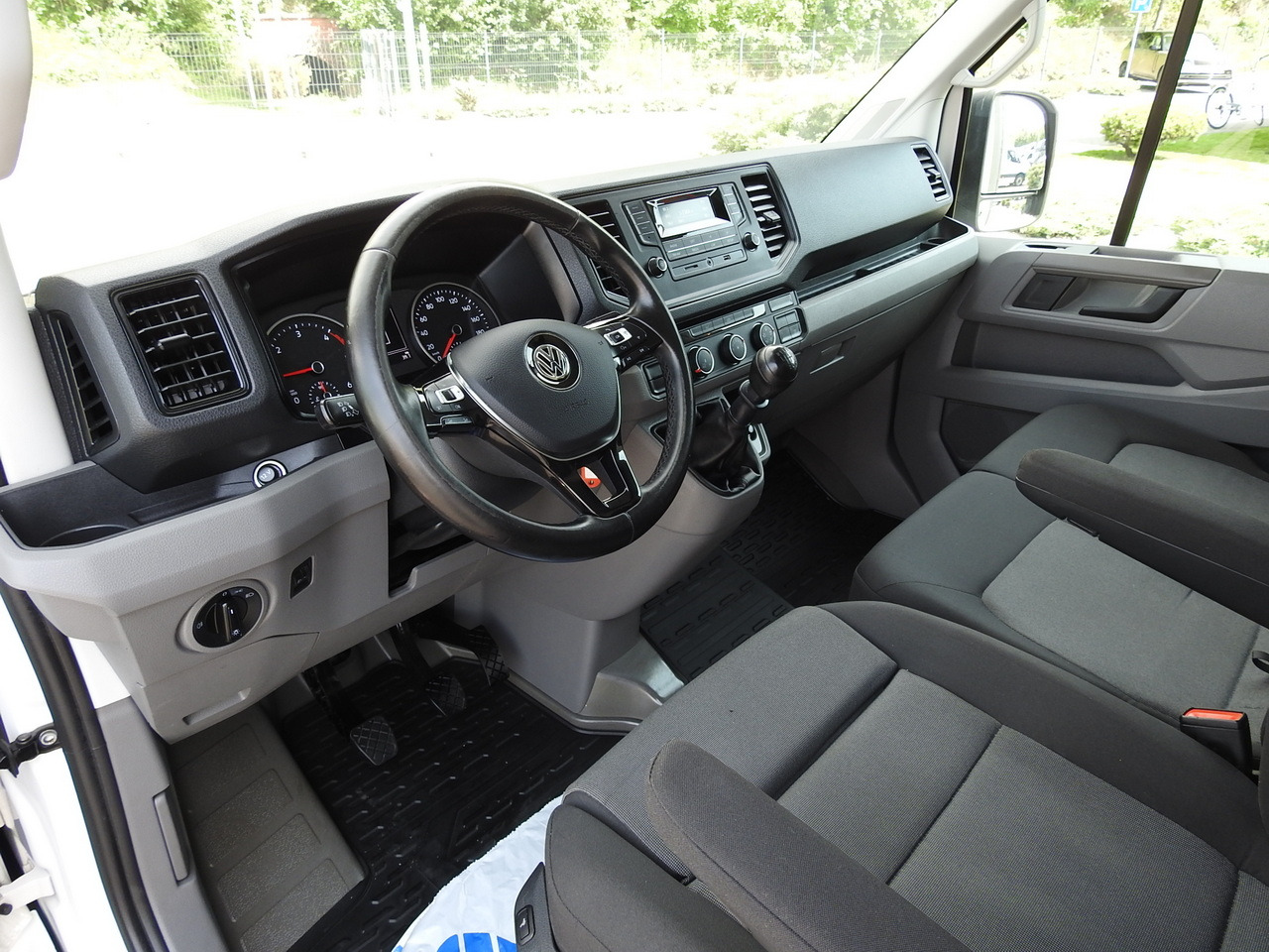 VOLKSWAGEN CRAFTER TARPAULIN LIFT 8 PALLETS WEBASTO CRUISE CONTROL 180HP - Varebil med kapell: bilde 2 VOLKSWAGEN CRAFTER TARPAULIN LIFT 8 PALLETS WEBASTO CRUISE CONTROL 180HP - Varebil med kapell: bilde 2