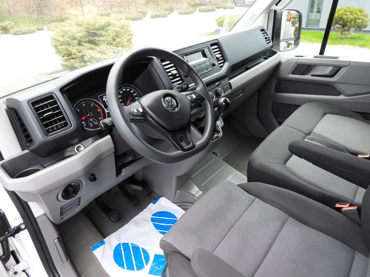Volkswagen CRAFTER PRITSCHE PLANE 10 PALETTEN WEBASTO - Varebil med kapell: bilde 2 Volkswagen CRAFTER PRITSCHE PLANE 10 PALETTEN WEBASTO - Varebil med kapell: bilde 2